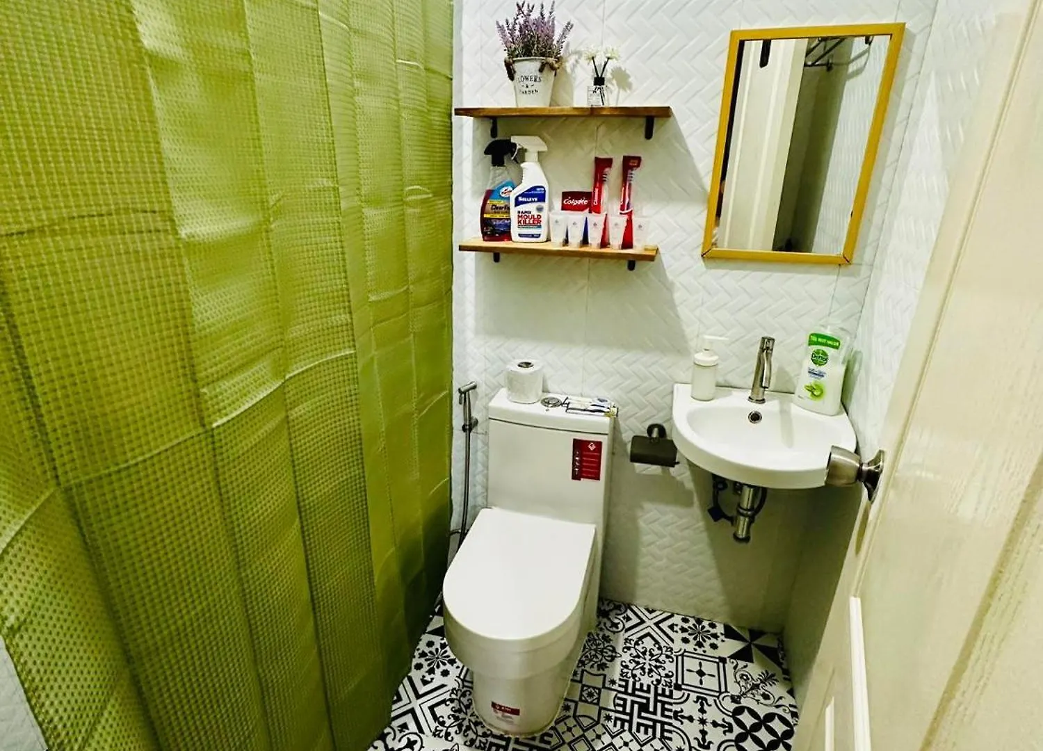 בית נופש אנגלס La Maison - Homestay Near Clark Airport הפיליפינים