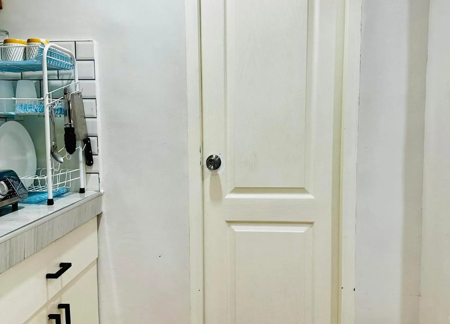 אנגלס La Maison - Homestay Near Clark Airport